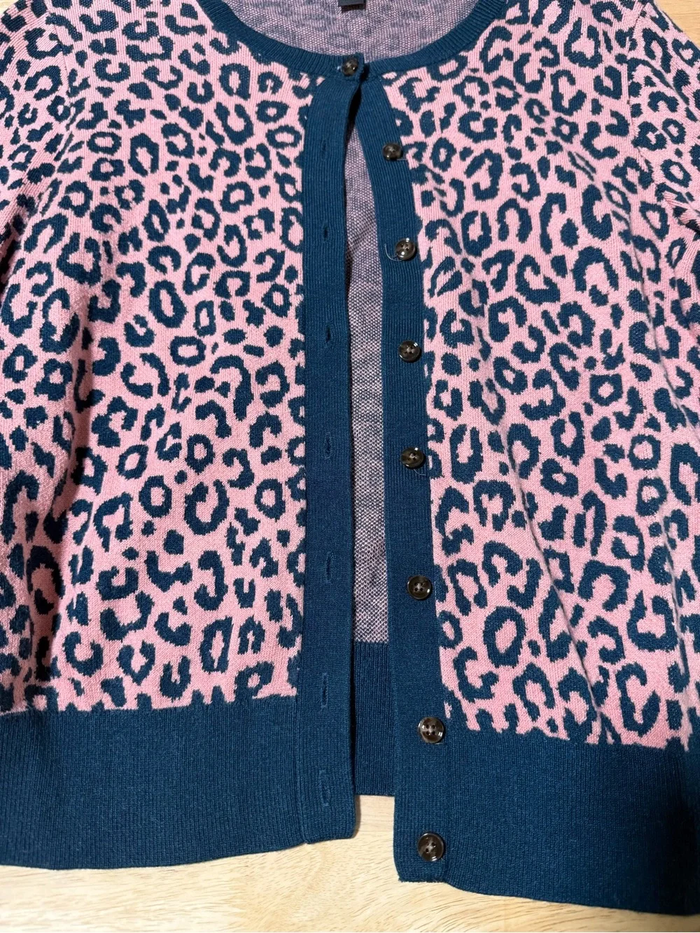 Ann Taylor Women’s Medium Pink Navy Leopard Print Button Cardigan Sweater